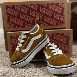 Vans Tan and White low tops Size 4 toddler